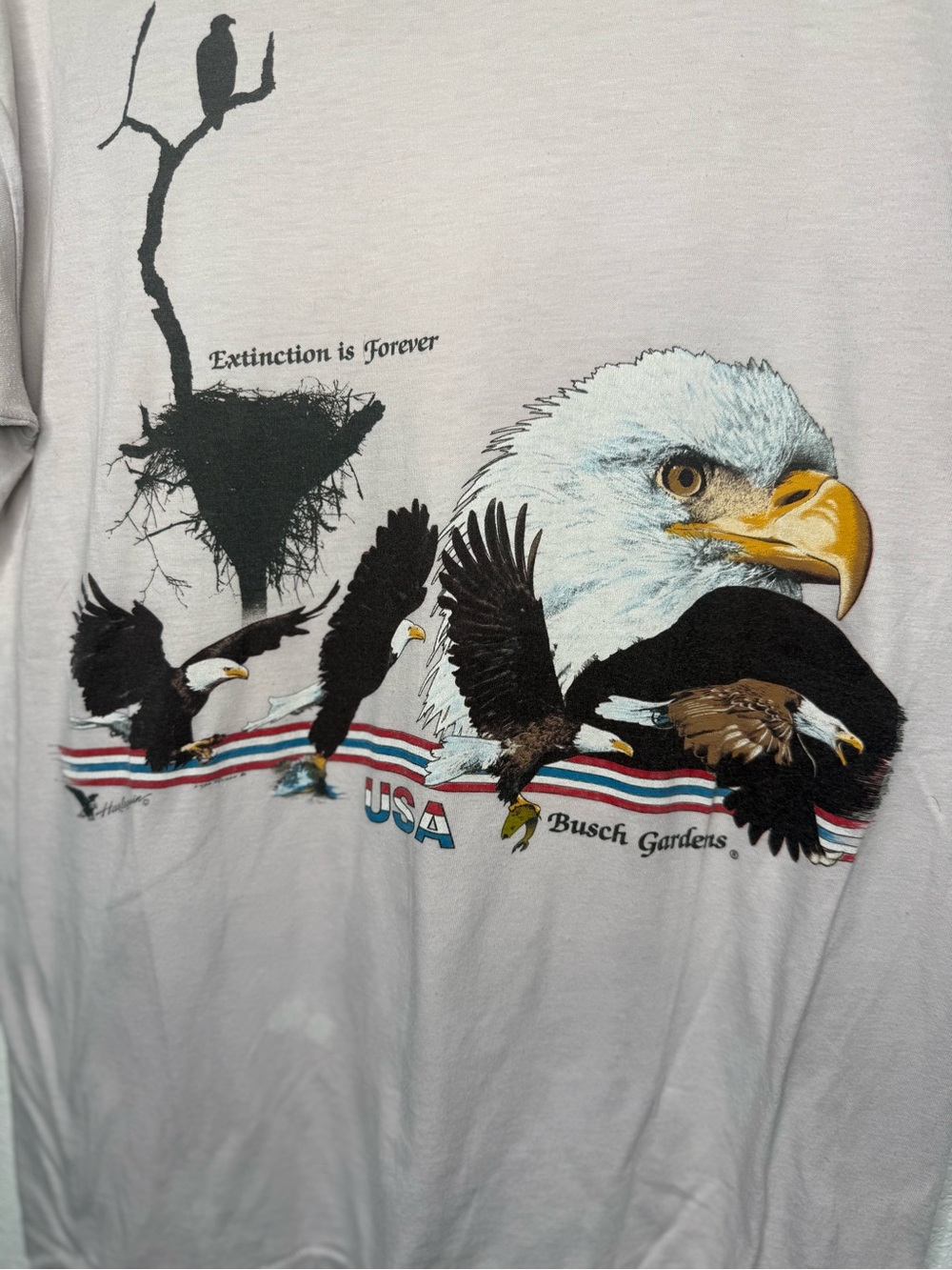 Vintage late-1980s to early-1990s Busch Gardens souvenir t-shirt Size L